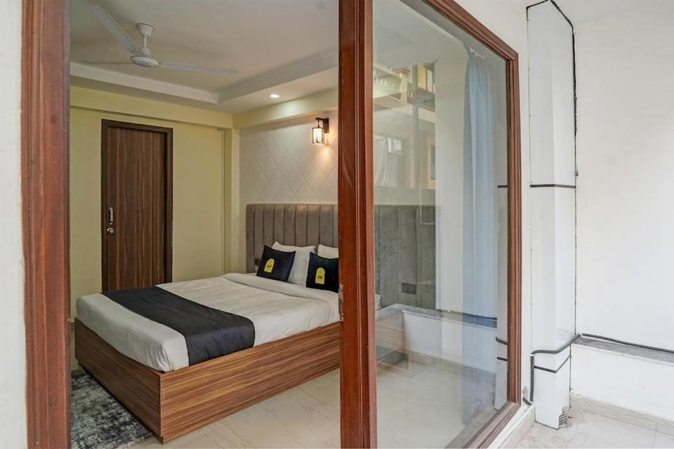 Dm 45 Near Huda City Centre Bed and Breakfast Gurgaon Exterior foto